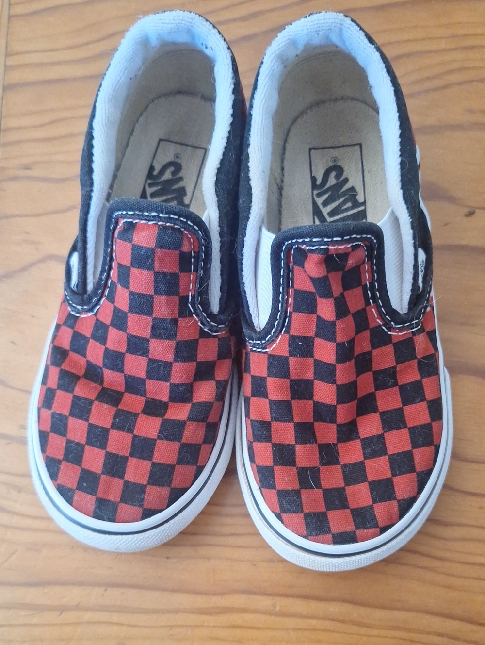 Vans Kids Slip-On Checkerboard Sneakers - Red & Black